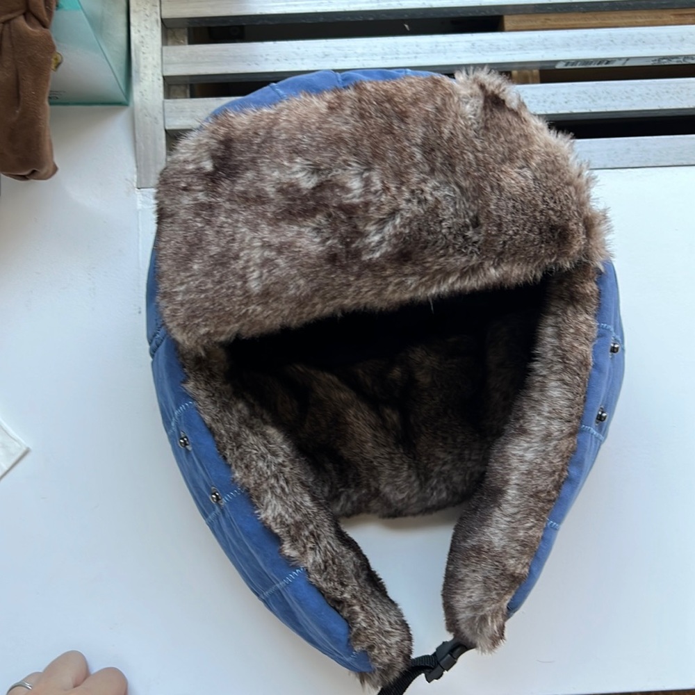 Warm hat navy blue